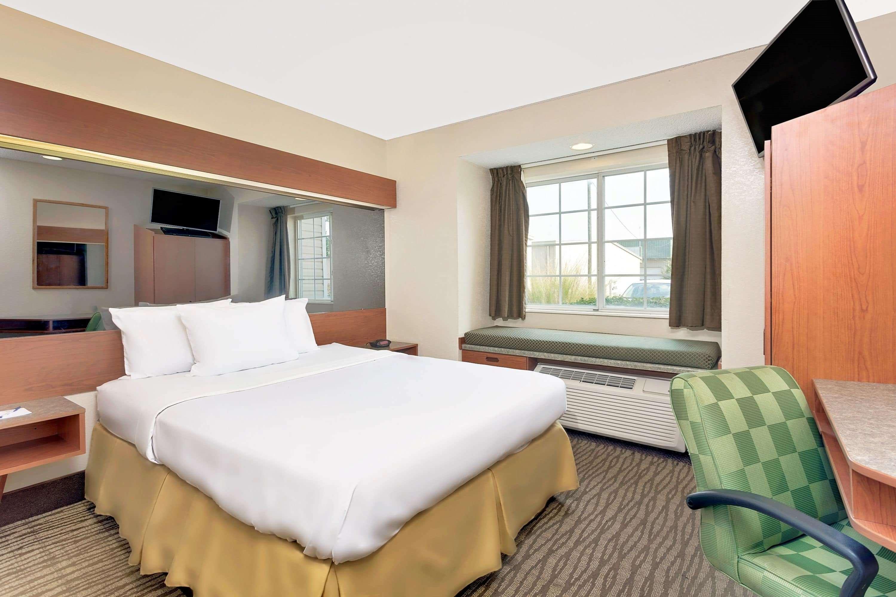 Microtel Inn & Suites By Wyndham Augusta/Riverwatch Exterior photo